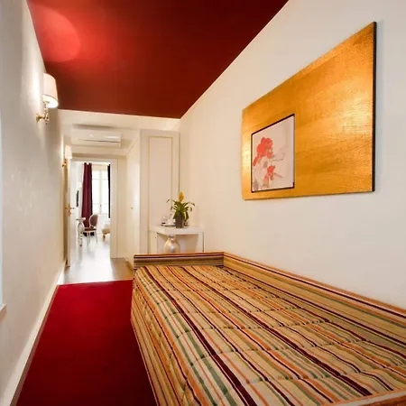 Residenza Frattina 4* Roma