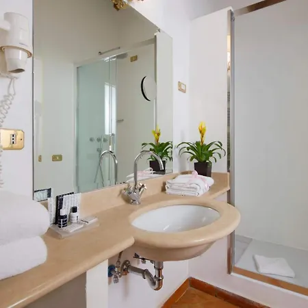 Residenza Frattina 4* Řím