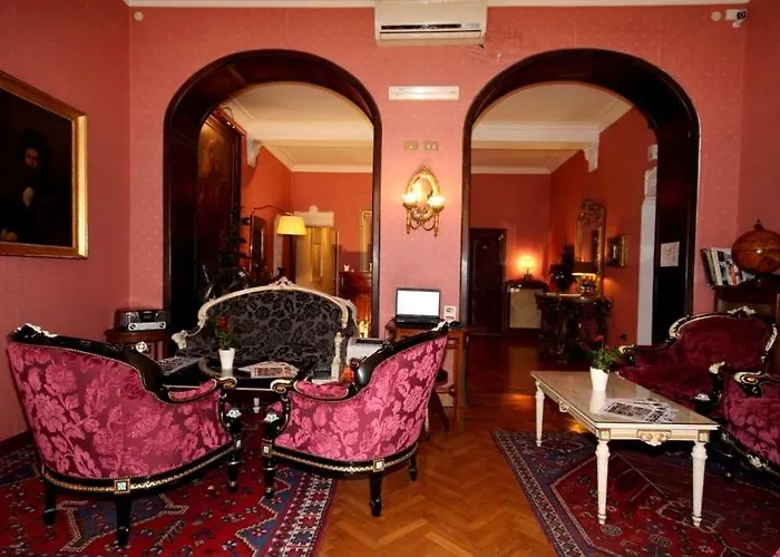 בית הארחה Residenza Frattina רומא