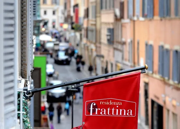 Residenza Frattina 4*