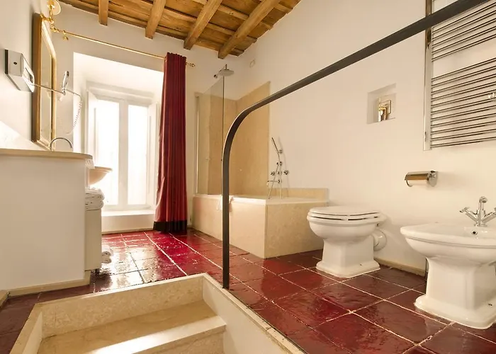 Residenza Frattina 4*